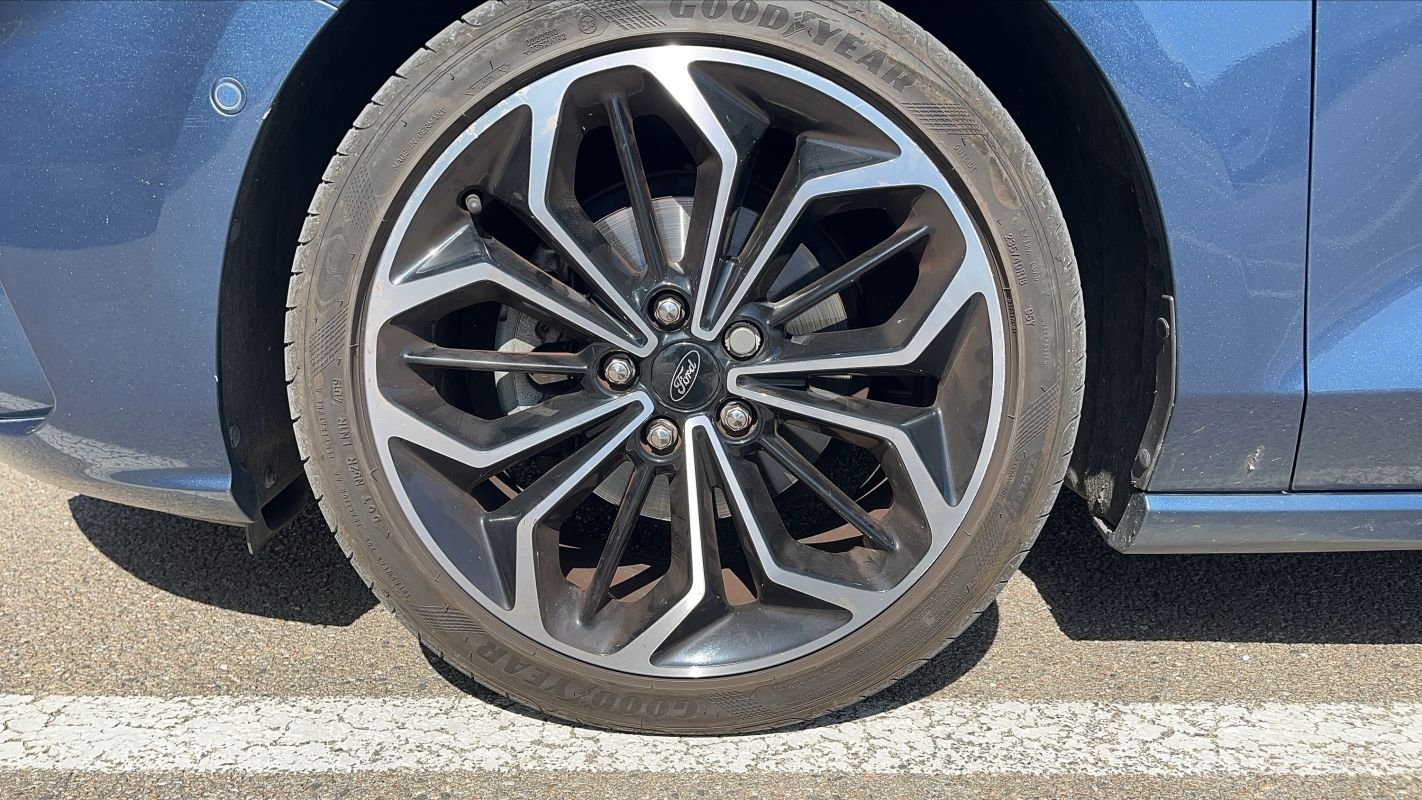 Ford Focus - Photo 18