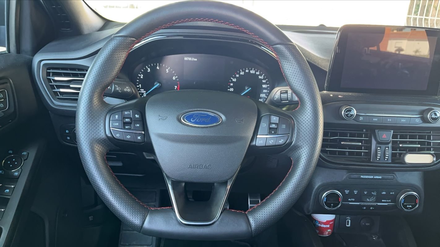 Ford Focus - Photo 22