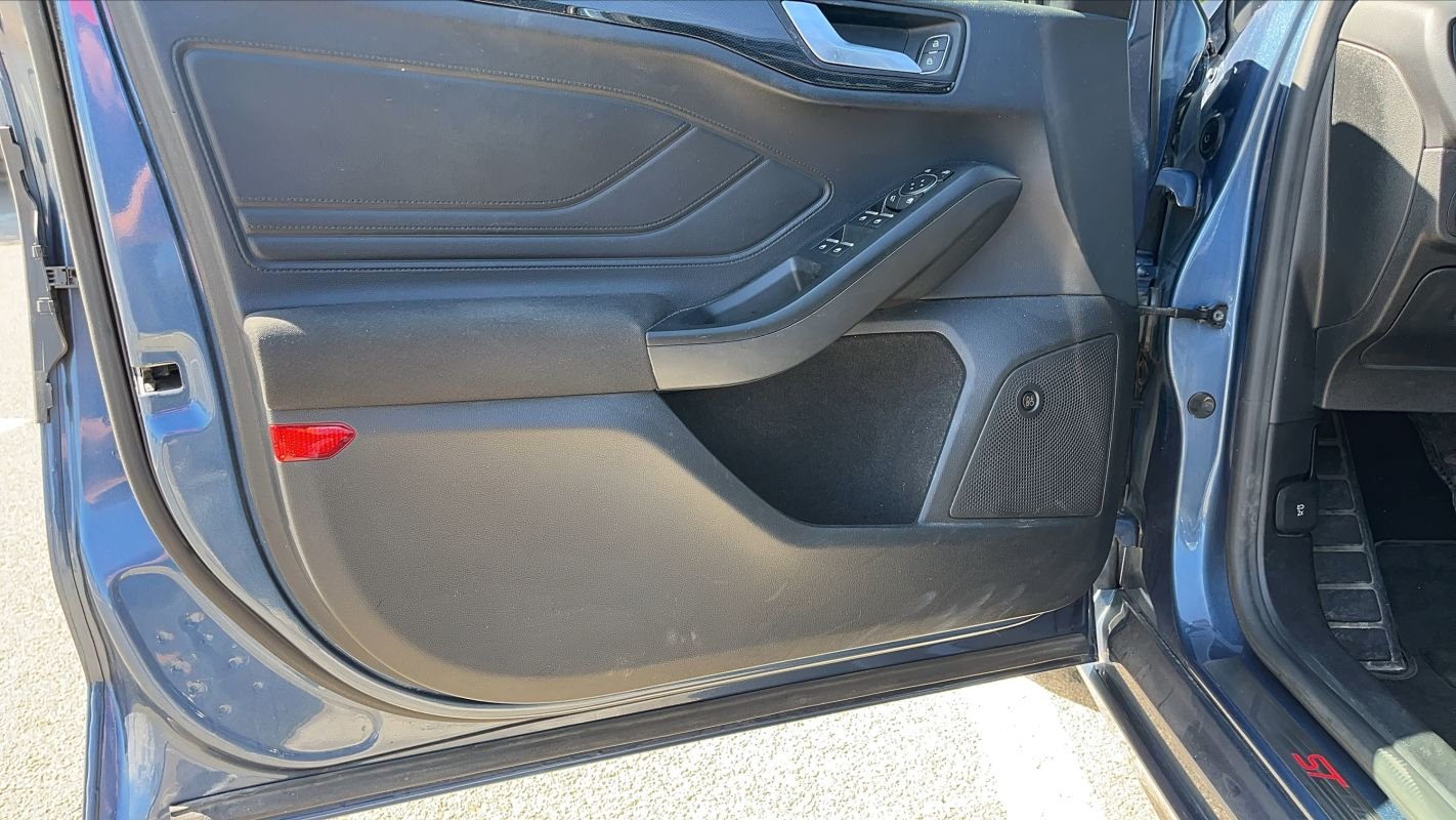 Ford Focus - Photo 7