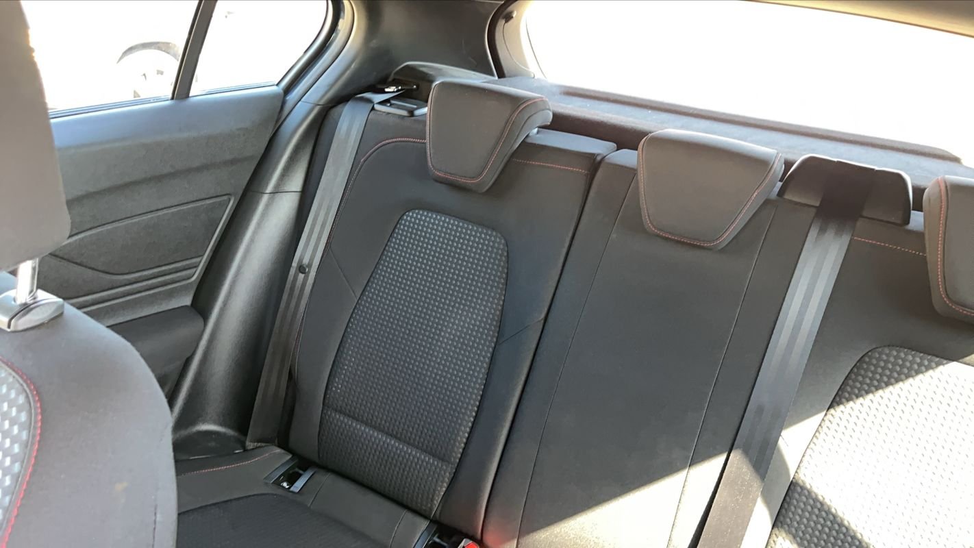 Ford Focus - Photo 9
