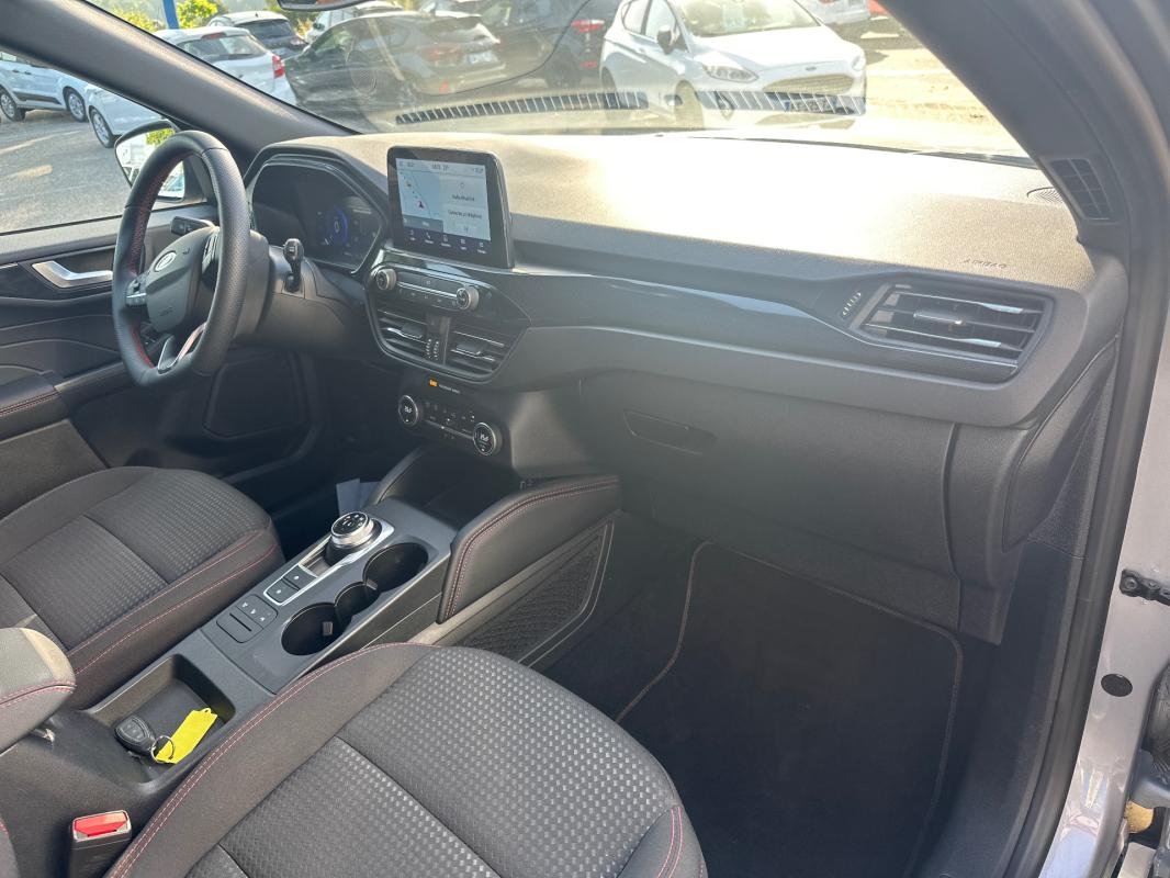 Ford Kuga - Photo 14