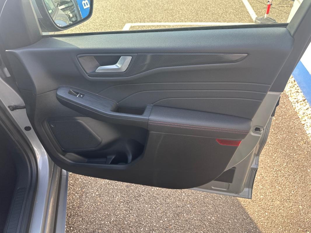 Ford Kuga - Photo 15