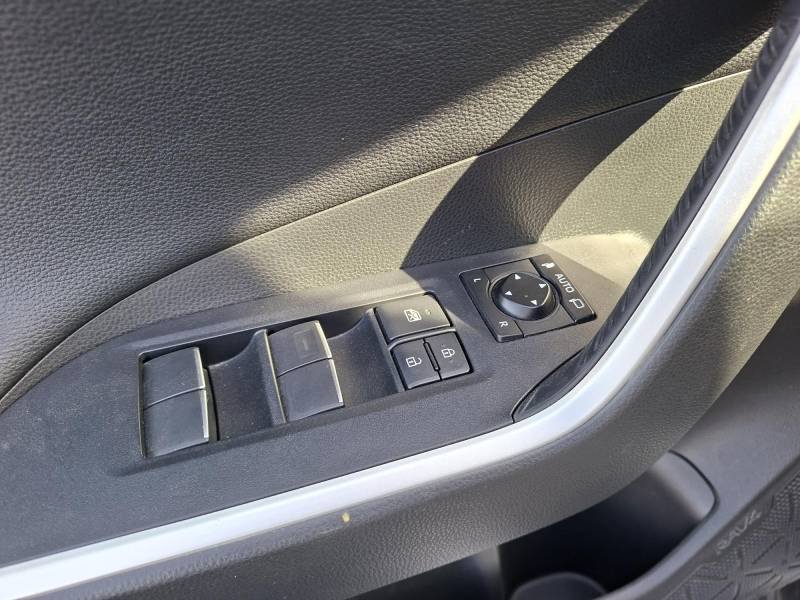 Toyota RAV4 - Photo 23