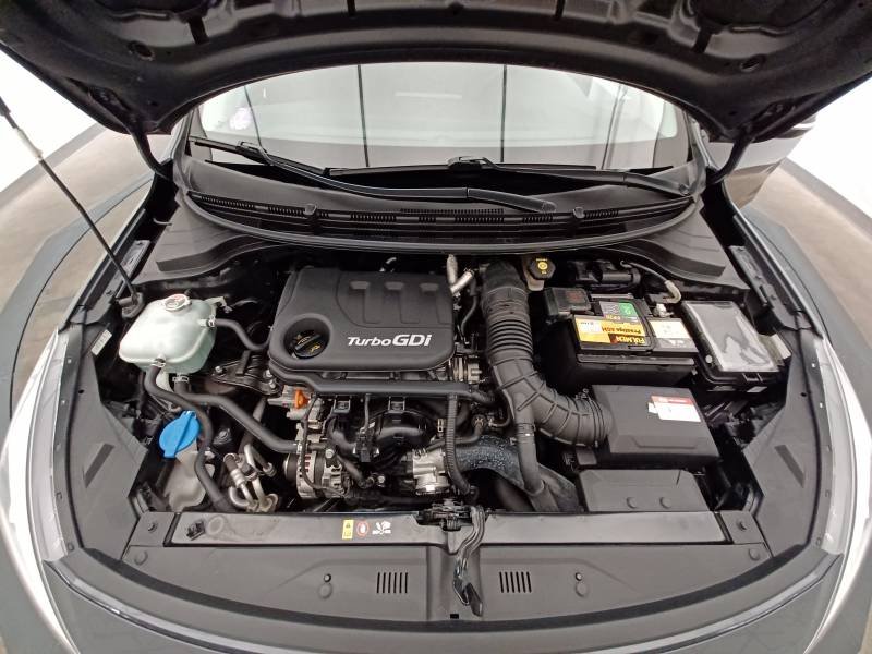 Kia Rio - Photo 11