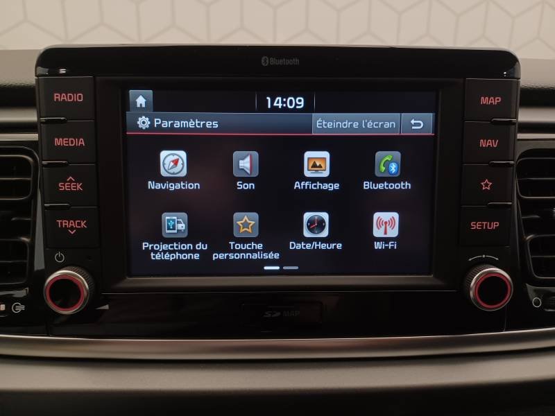 Kia Rio - Photo 17