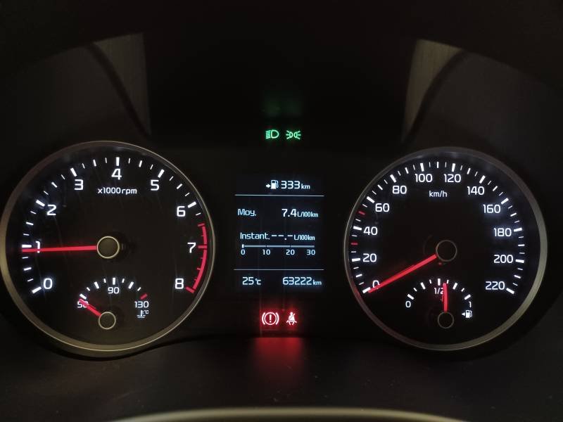 Kia Rio - Photo 21