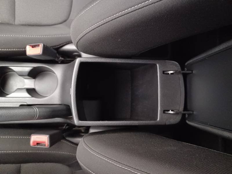 Kia Rio - Photo 25