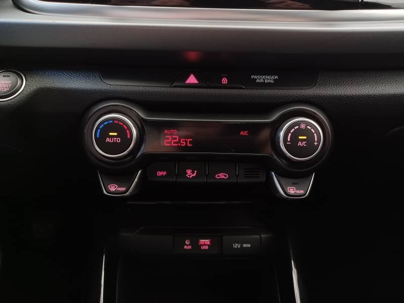 Kia Rio - Photo 27