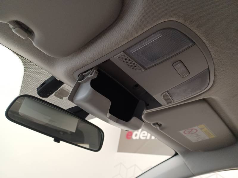 Kia Rio - Photo 39