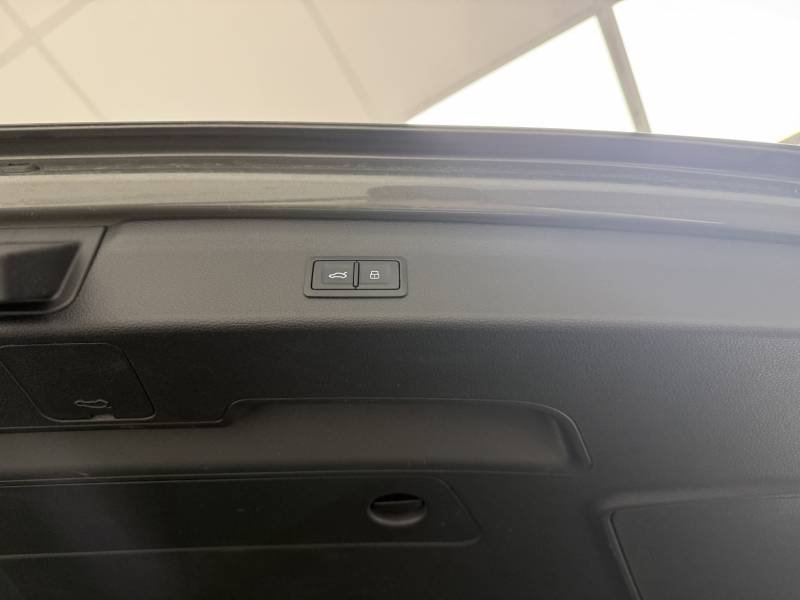 Audi Q3 - Photo 19