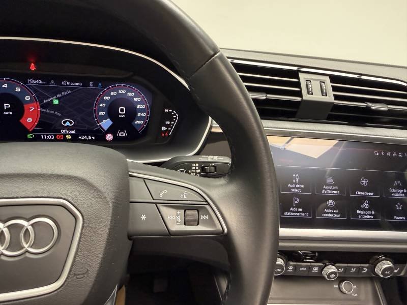 Audi Q3 - Photo 26