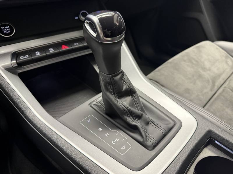 Audi Q3 - Photo 35