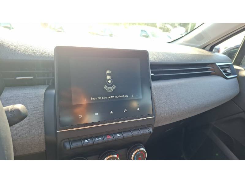Renault Clio - Photo 16