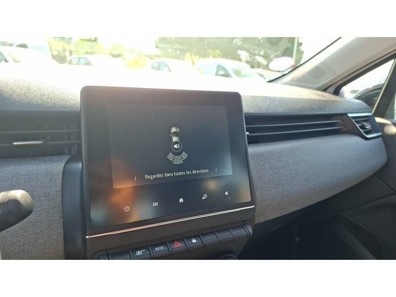 Renault Clio - Photo 17