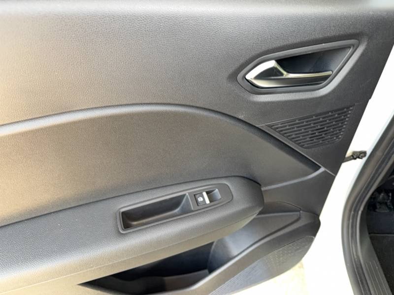 Renault Captur - Photo 14