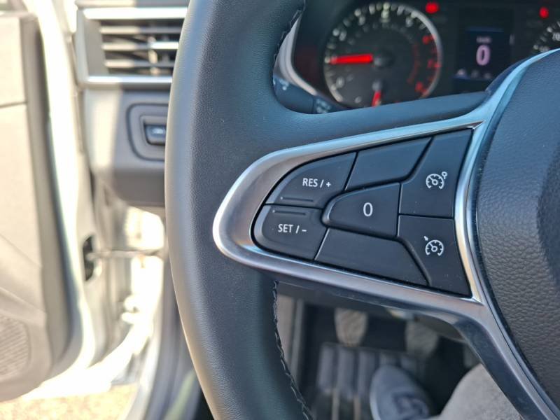 Renault Clio - Photo 22