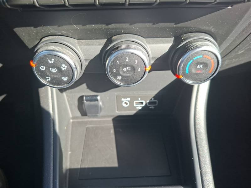 Renault Captur - Photo 14