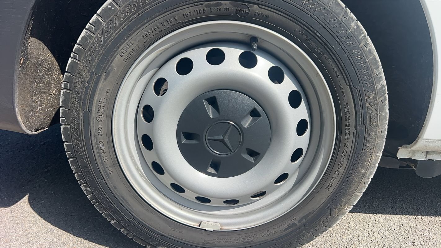 Mercedes Vito - Photo 16