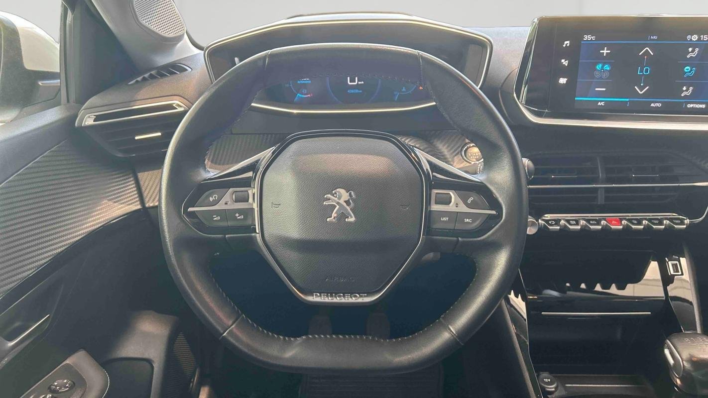 Peugeot 208 - Photo 10