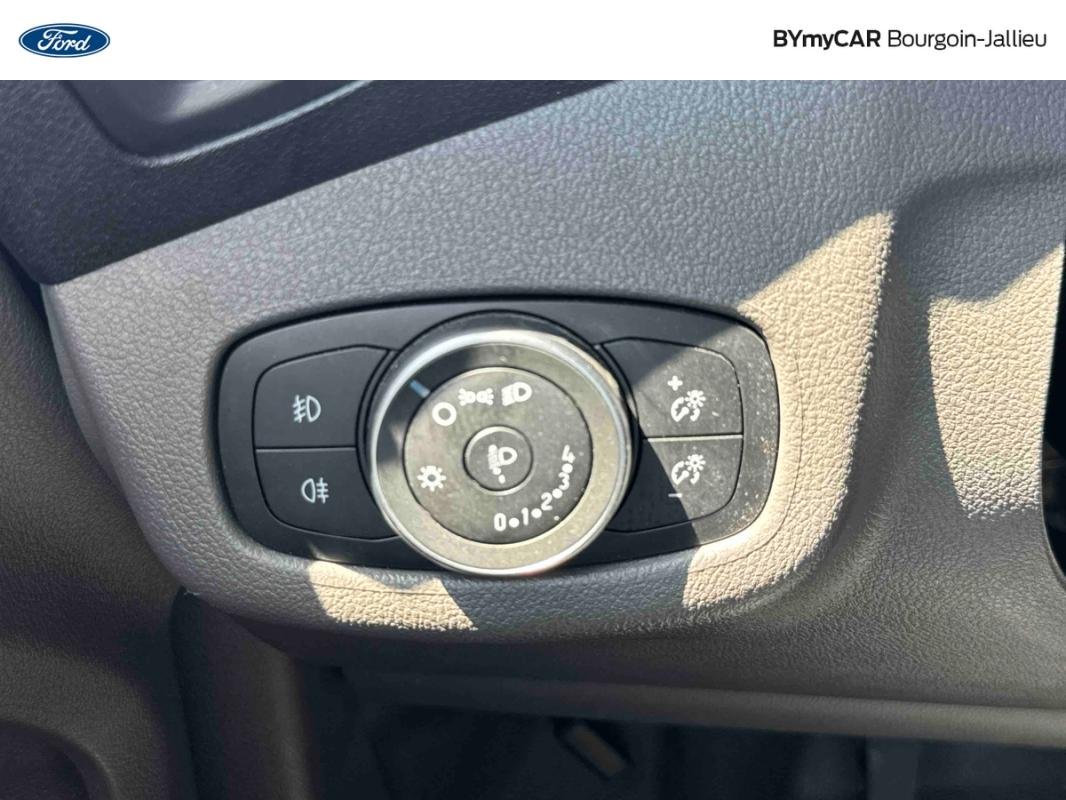 Ford Transit Connect - Photo 18