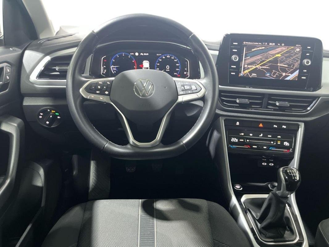 Volkswagen T-Roc - Photo 24