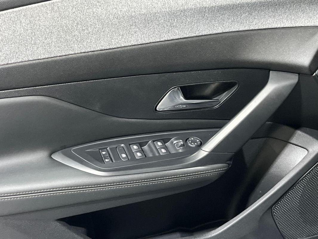 Peugeot 308 SW - Photo 15