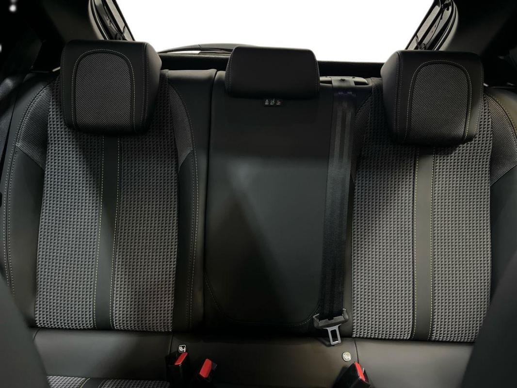 Peugeot 208 - Photo 22