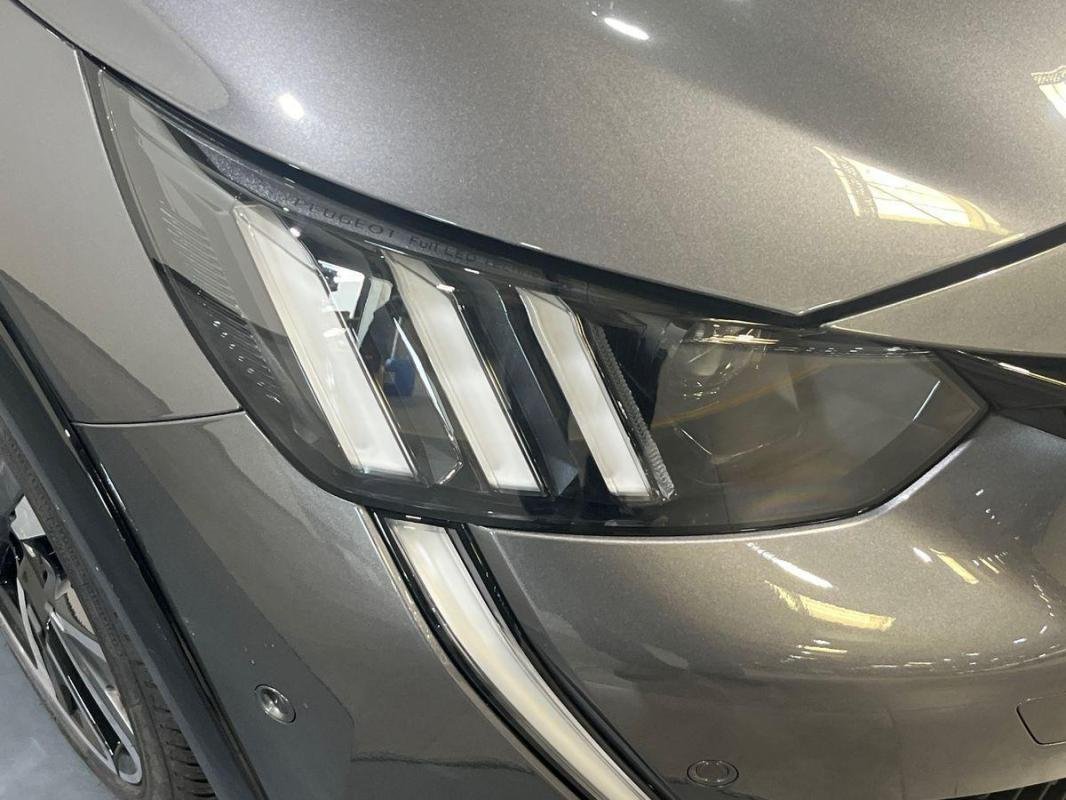 Peugeot 208 - Photo 26