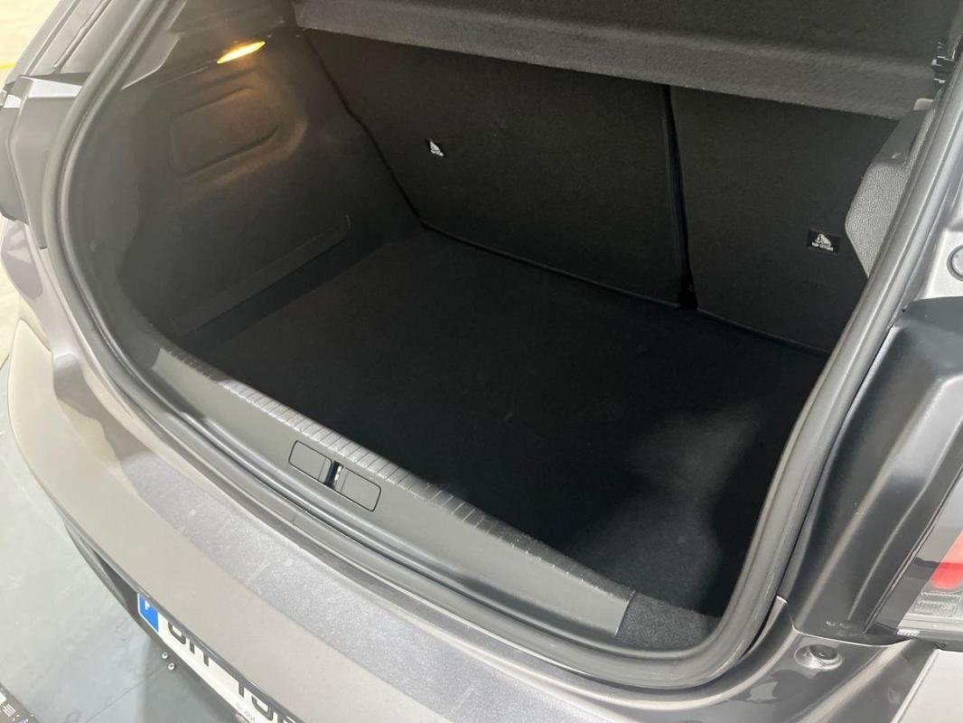 Peugeot 208 - Photo 32