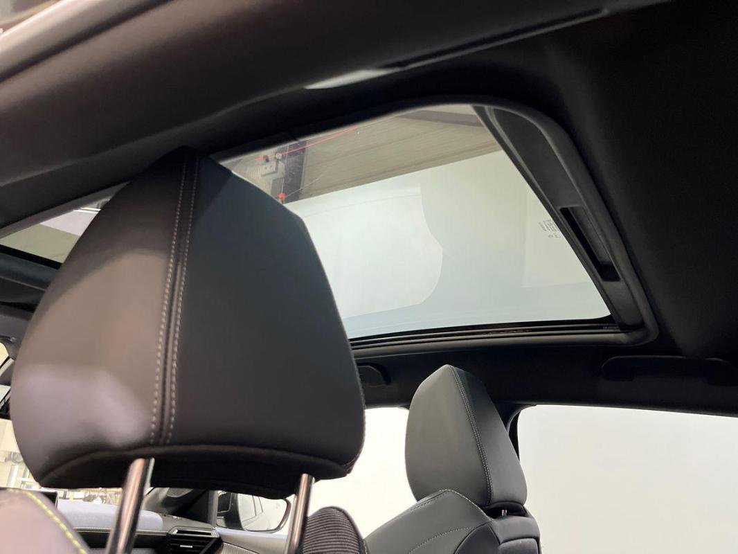 Peugeot 208 - Photo 38
