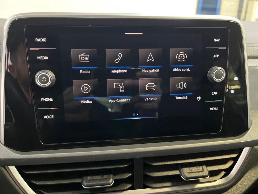 Volkswagen T-Roc - Photo 16