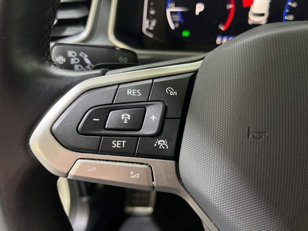 Volkswagen T-Roc - Photo 21