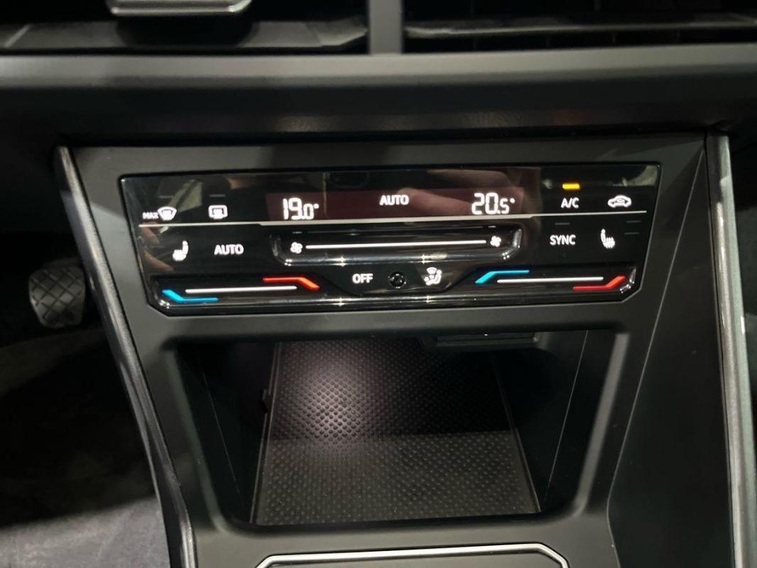 Volkswagen Polo - Photo 19