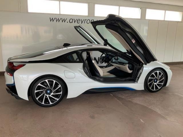 BMW i8 - Photo 12