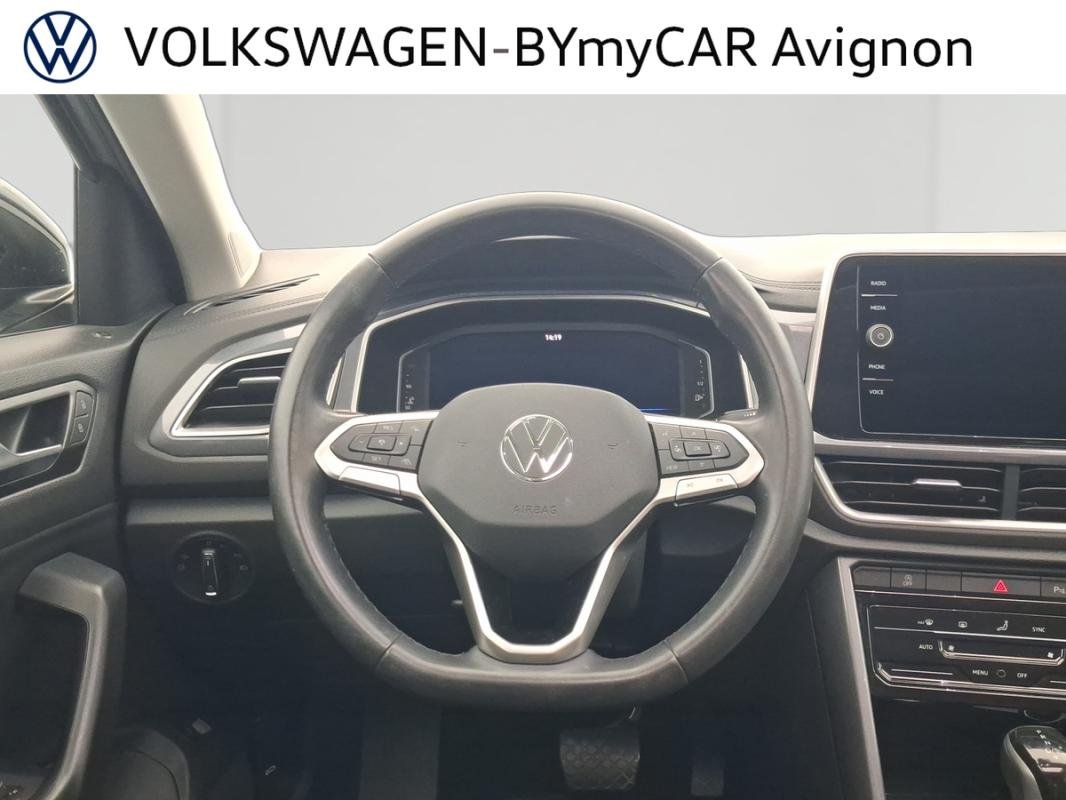 Volkswagen T-Roc - Photo 11