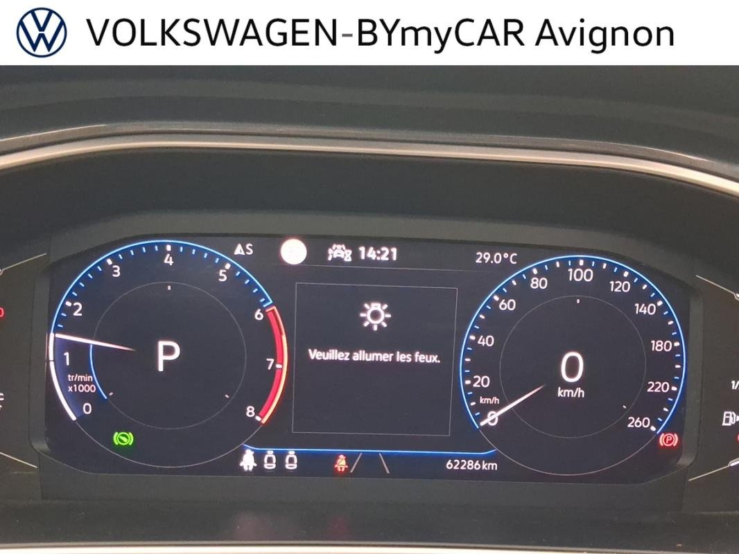 Volkswagen T-Roc - Photo 12