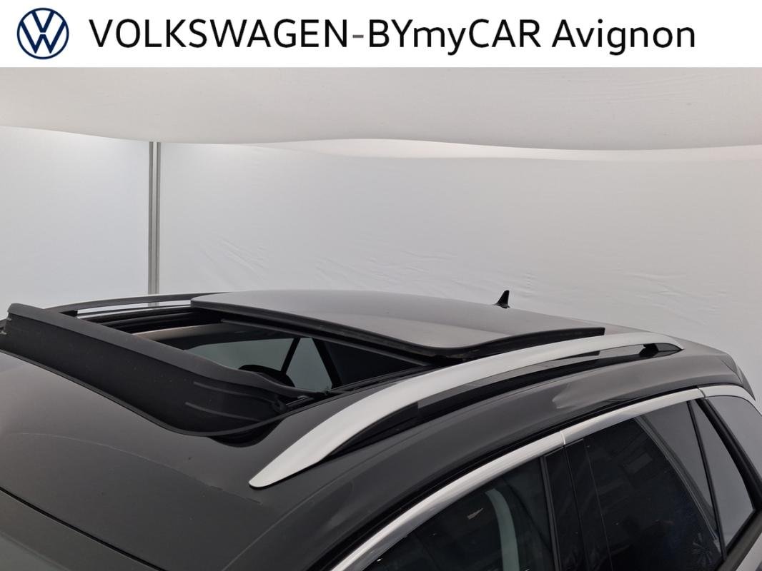 Volkswagen T-Roc - Photo 22