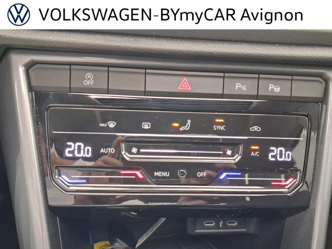 Volkswagen T-Roc - Photo 30
