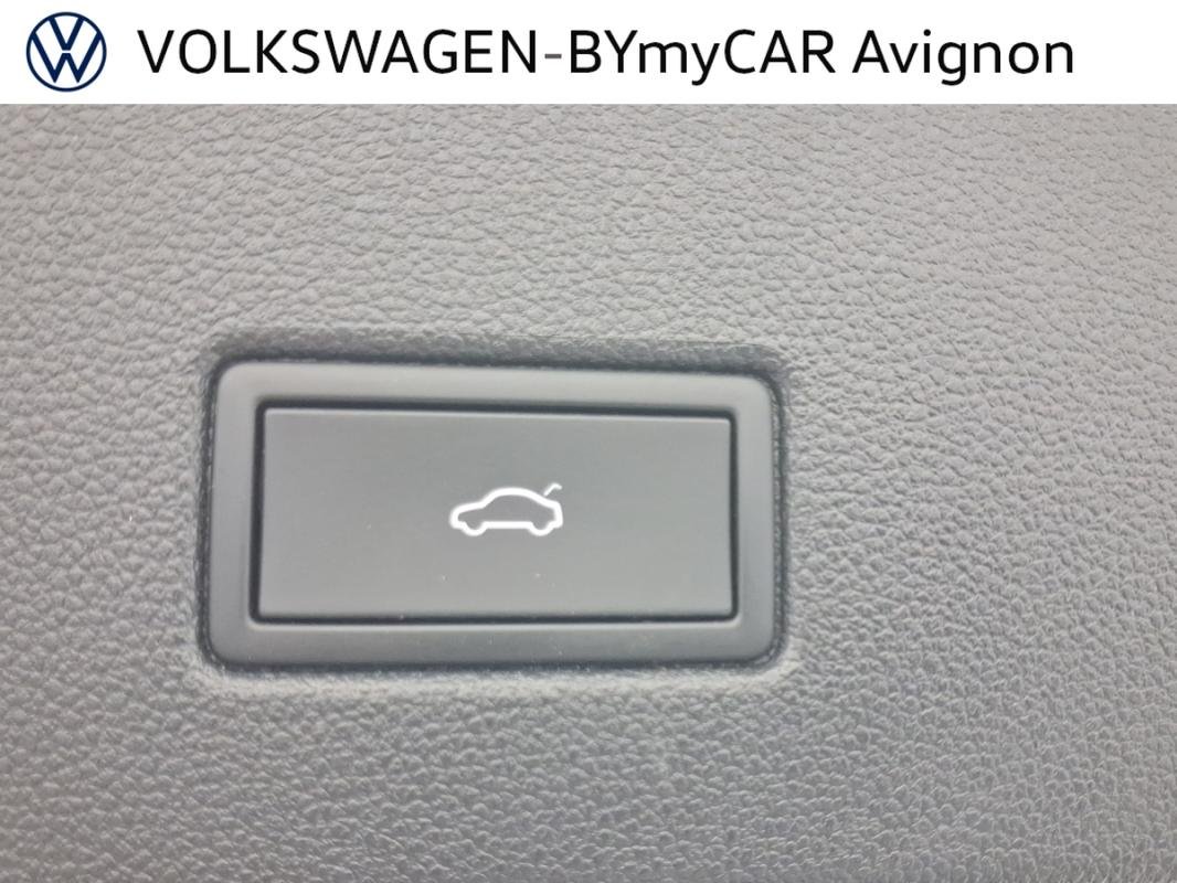 Volkswagen T-Roc - Photo 34