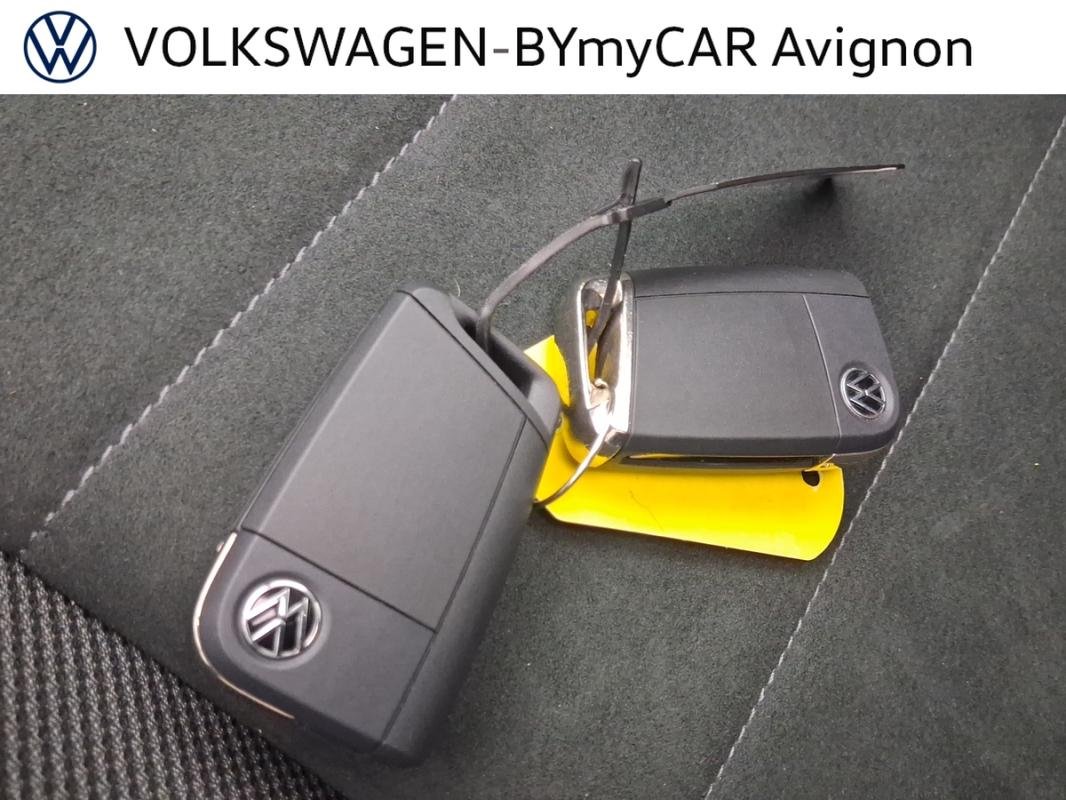 Volkswagen T-Roc - Photo 35