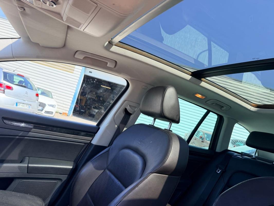 Skoda Superb - Photo 11