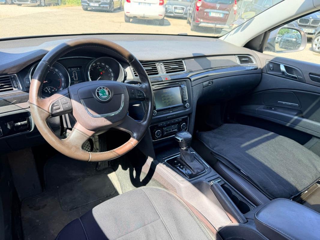 Skoda Superb - Photo 13