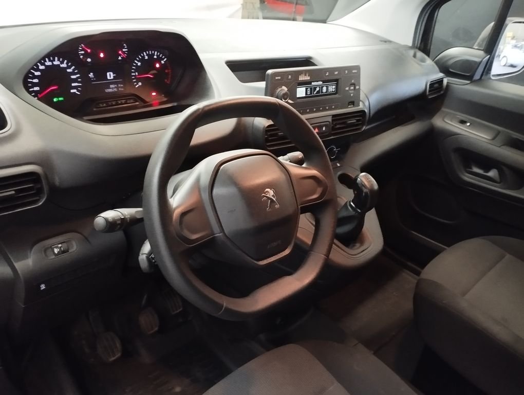 Peugeot Partner - Photo 3
