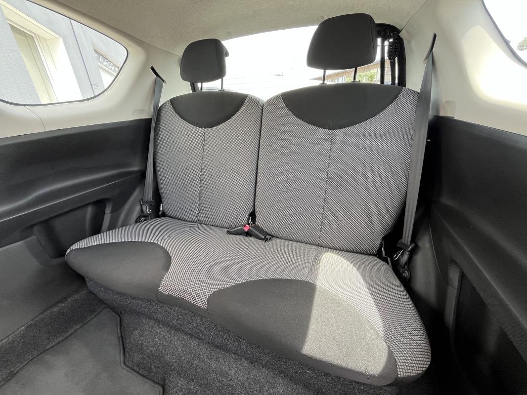 Toyota Aygo - Photo 10