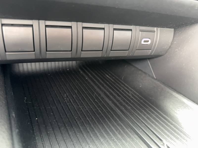 Toyota C-HR - Photo 22