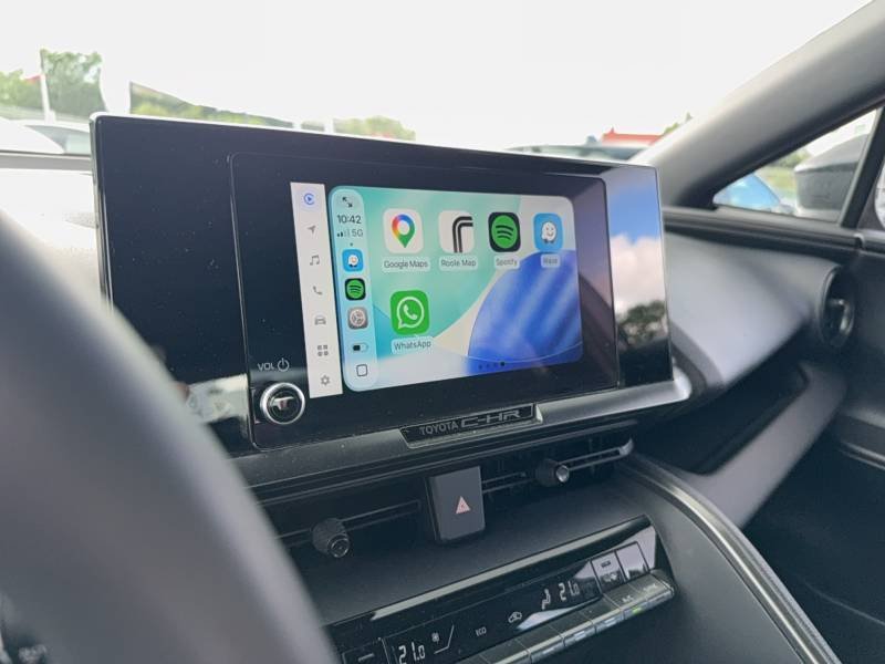 Toyota C-HR - Photo 24