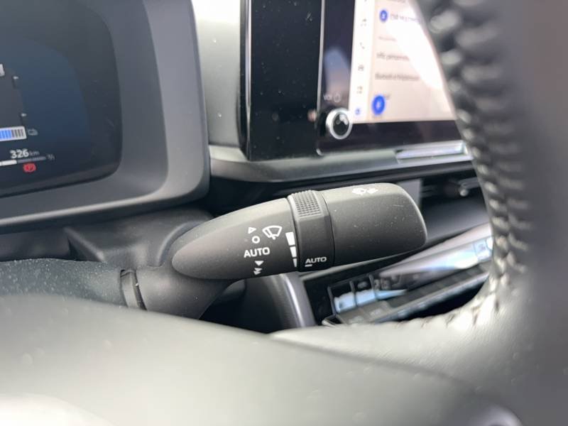 Toyota C-HR - Photo 28
