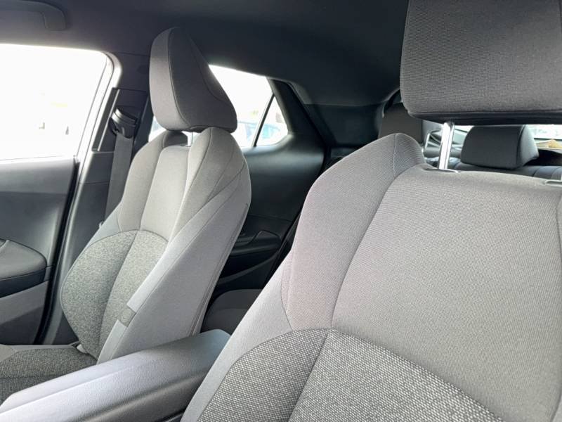 Toyota C-HR - Photo 39