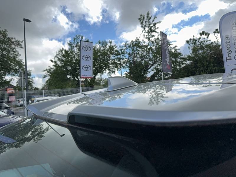 Toyota C-HR - Photo 46