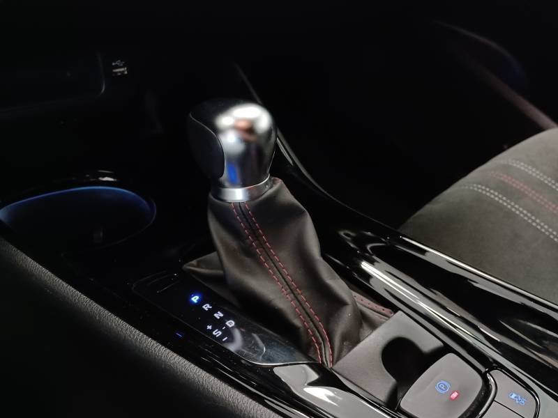 Toyota C-HR - Photo 24